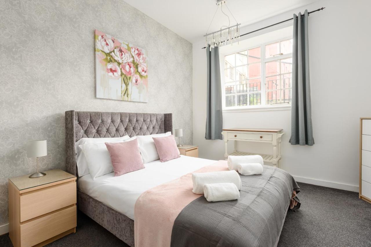 Apartment 2 Bedroom Royal Mile