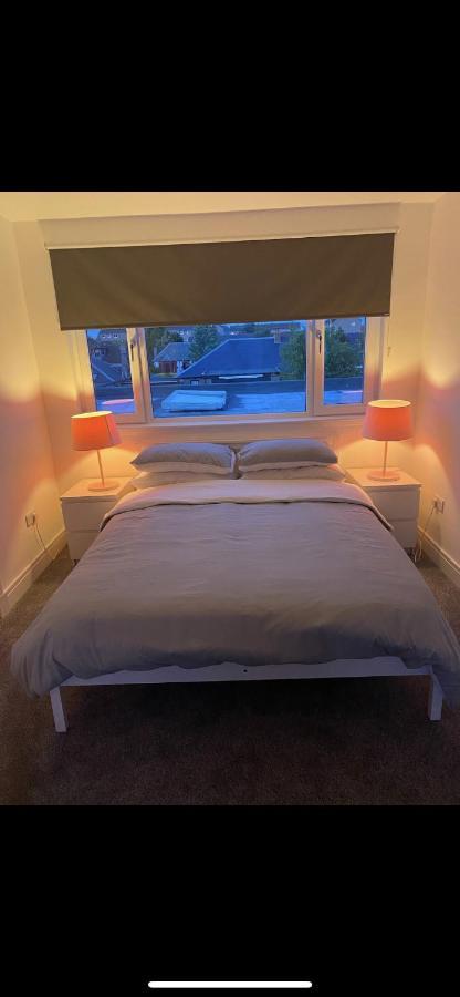 Perfect 4 Bedroom 2 Bathroom Vakantiehuis EDI