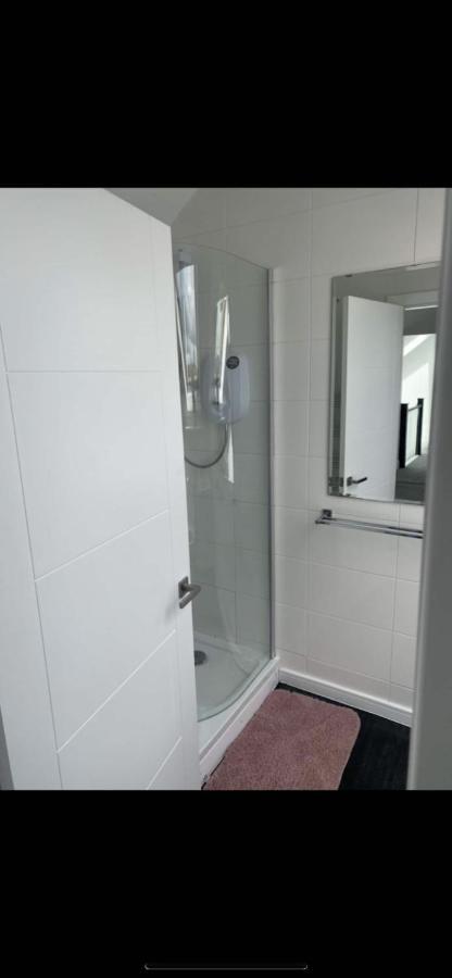 Perfect 4 Bedroom 2 Bathroom