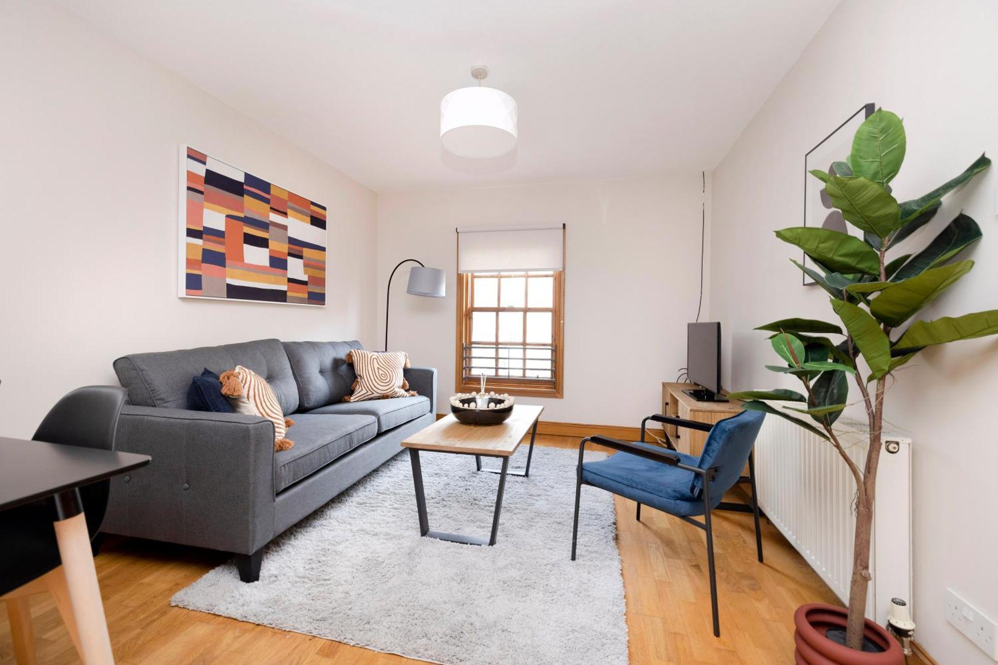 Joivy Bright And Cosy Flat Near The Scotland Gallery Apartment