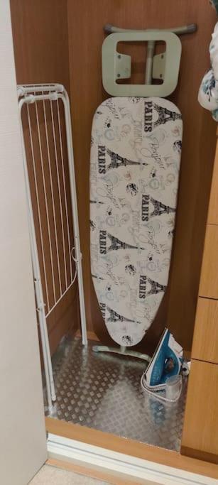 Modern, Centre 1 Bed, Ground Floor * Edinburgh