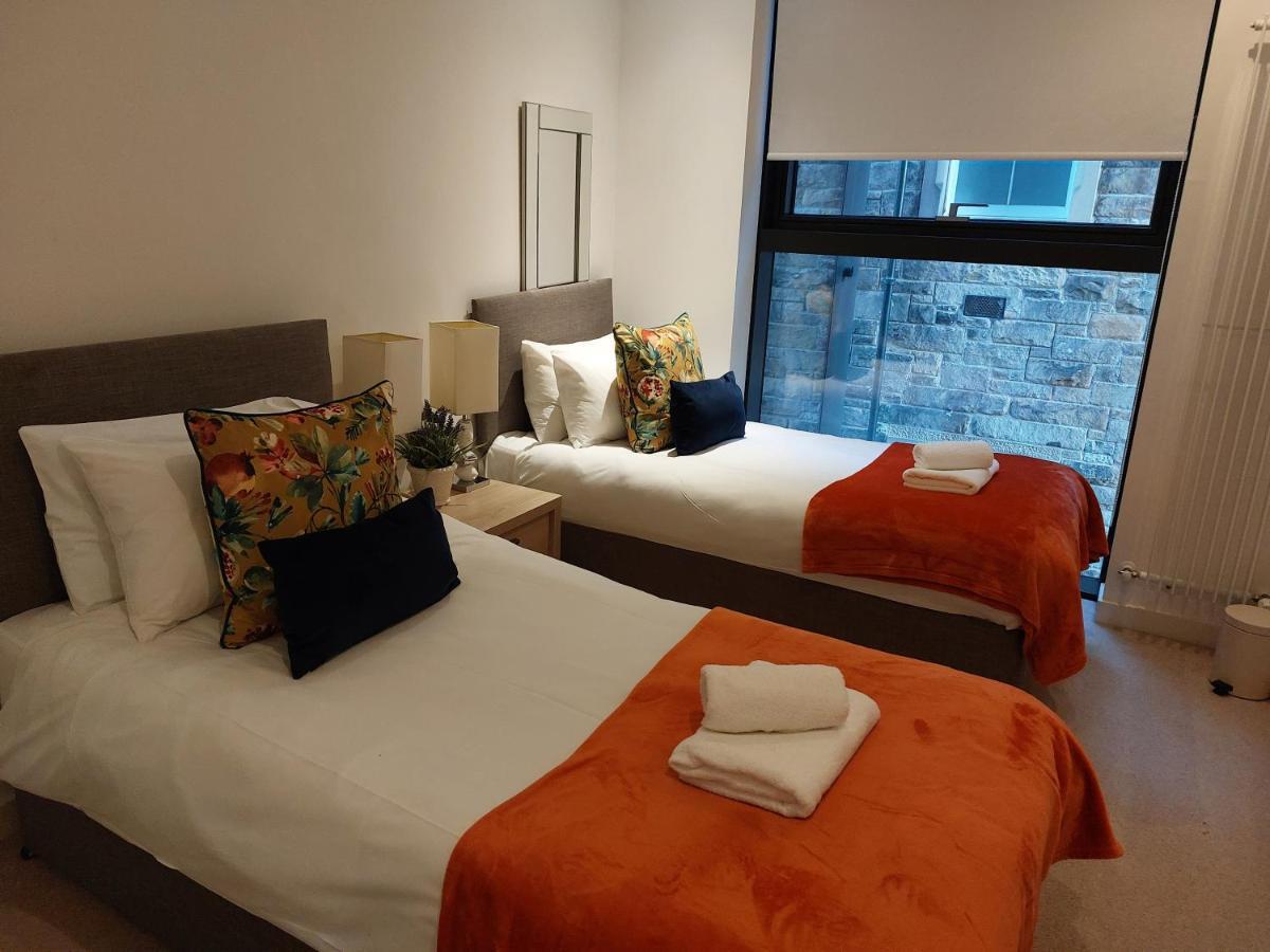 Quartermile Luxury Landing