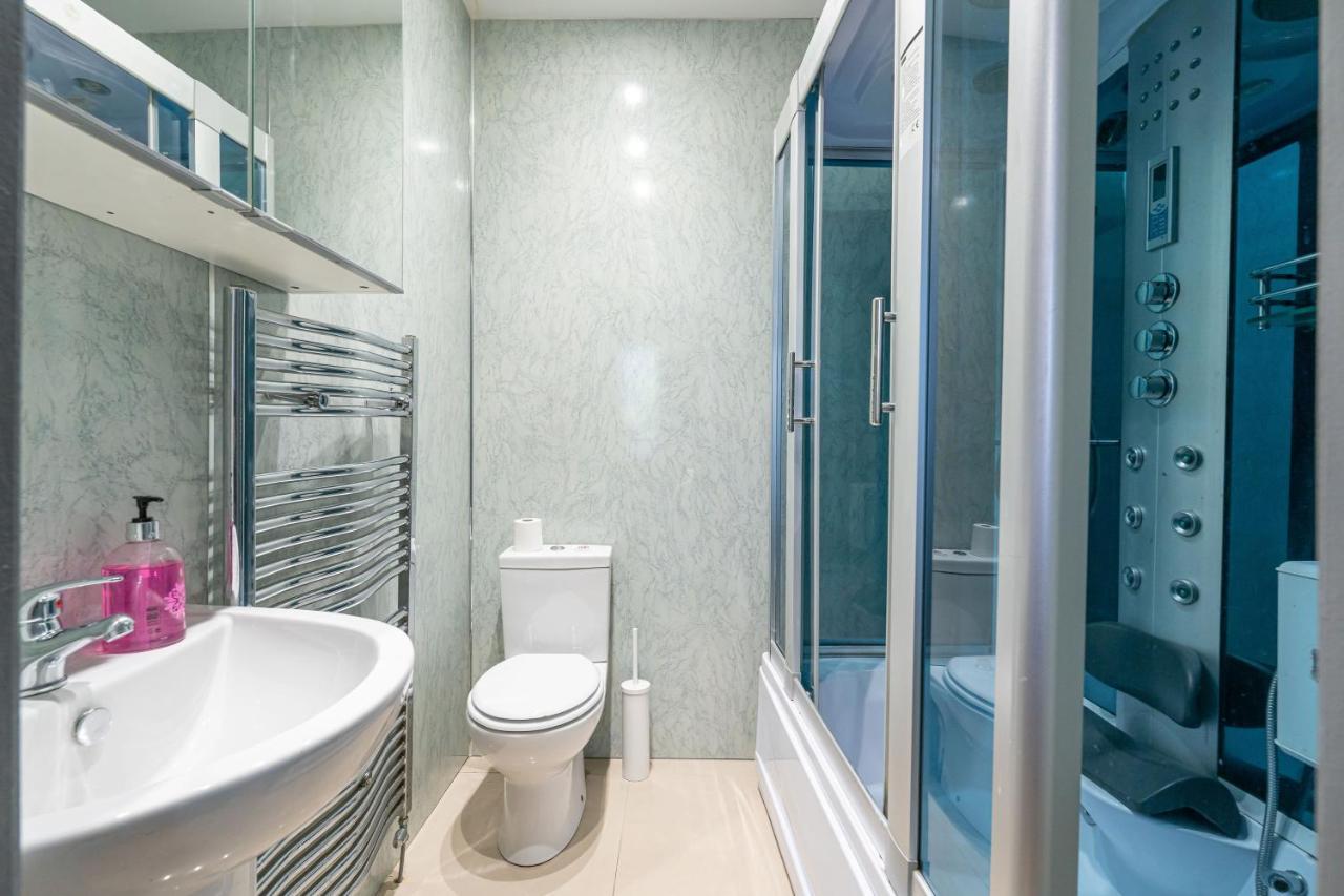 Deluxe In Ediburgh Centre - Excellent Location Guest house