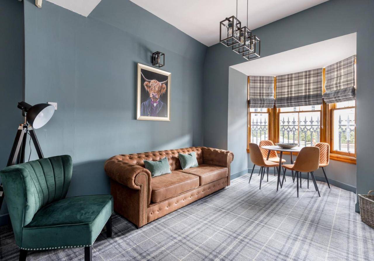 Luxury 3 Bed House Centre, Right Next To Murrayfield. Hébergement de vacances Édimbourg