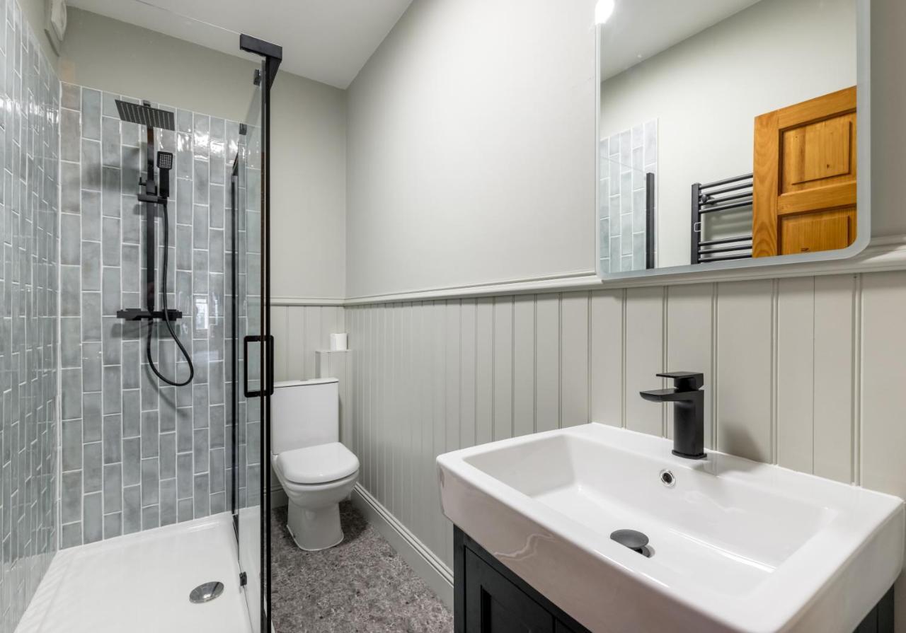 Luxury 3 Bed House Centre, Right Next To Murrayfield. Hébergement de vacances