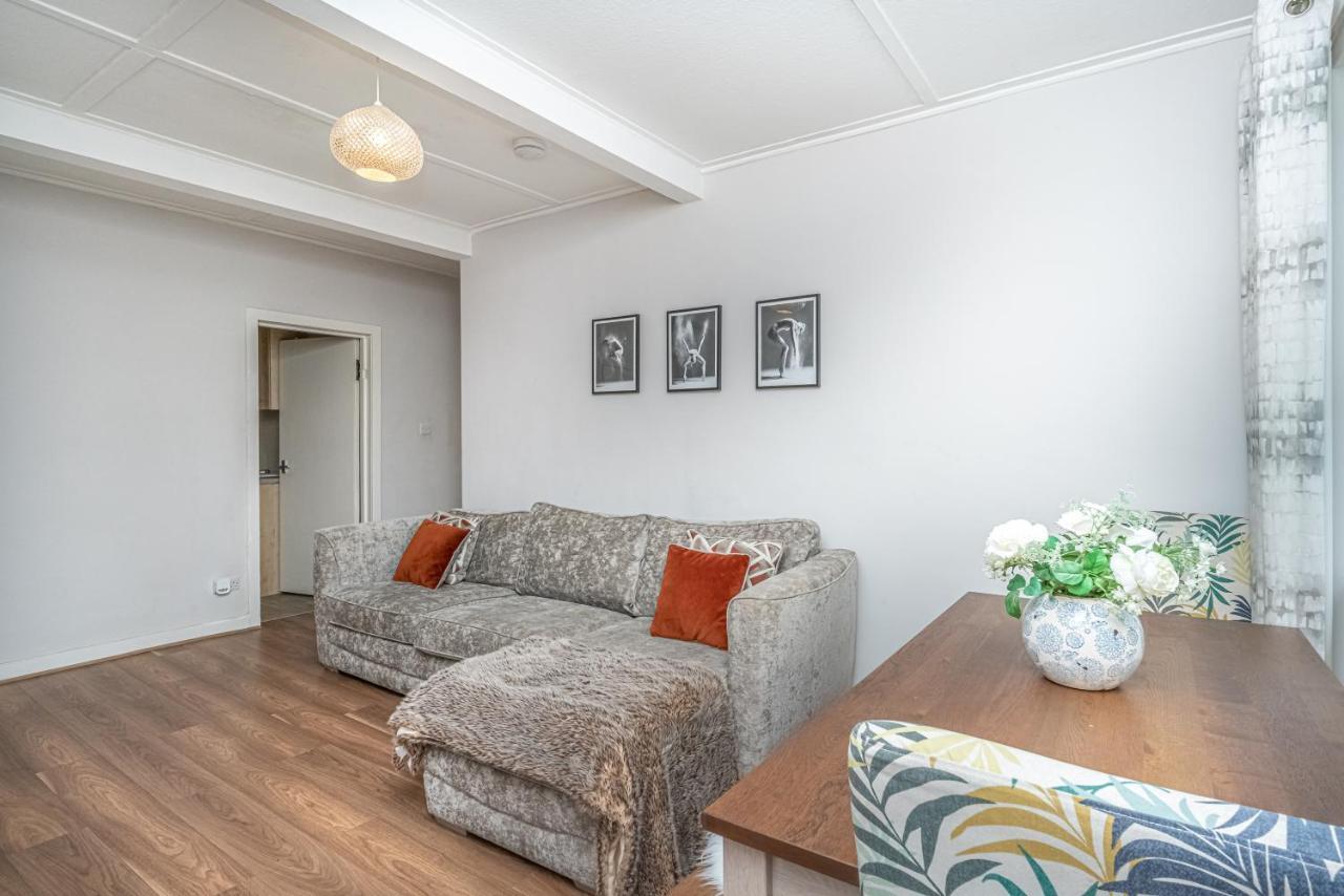 Pass The Keys Cosy And Spacious 2 Beds Flat With - Free Parking Edinburgh