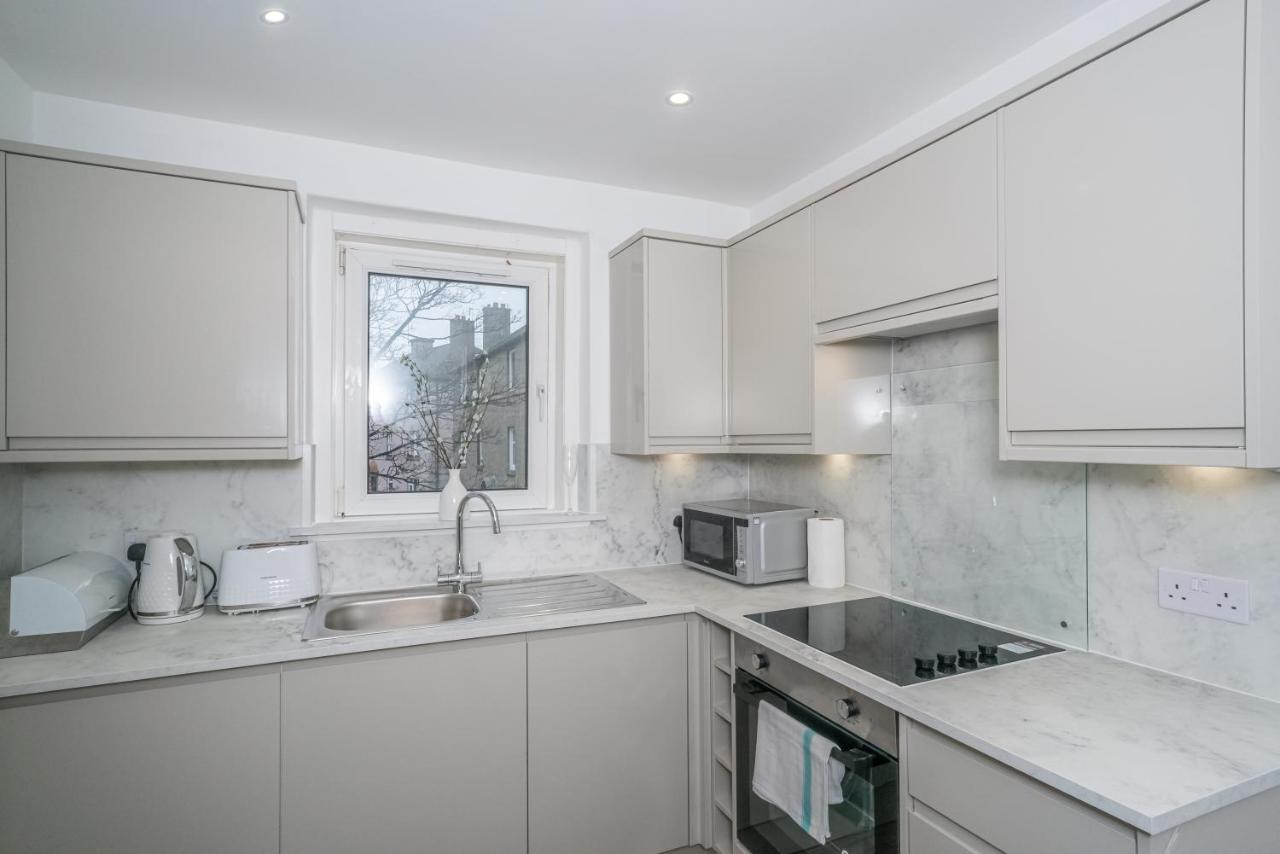 Pass The Keys Cosy And Spacious 2 Beds Flat With - Free Parking Edinburgh
