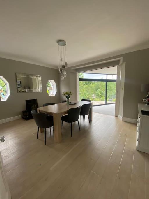 Villa Gorgeous Family 15 Mins From City Centre Edinburgh