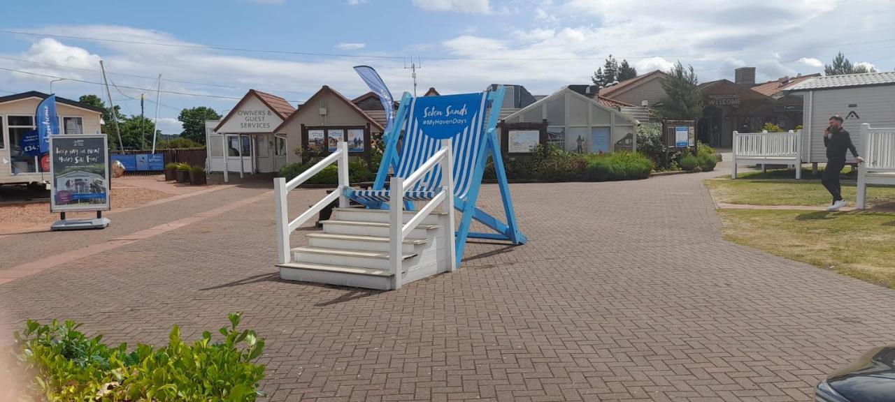 Camping Belfry 2 - Luxury Spacious Family Caravan