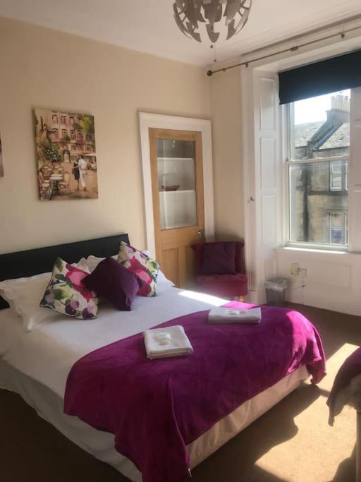 3 Bedrooms For Upto 6 *