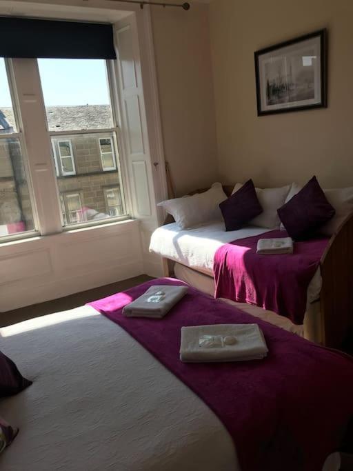 Apartment 3 Bedrooms For Upto 6 *