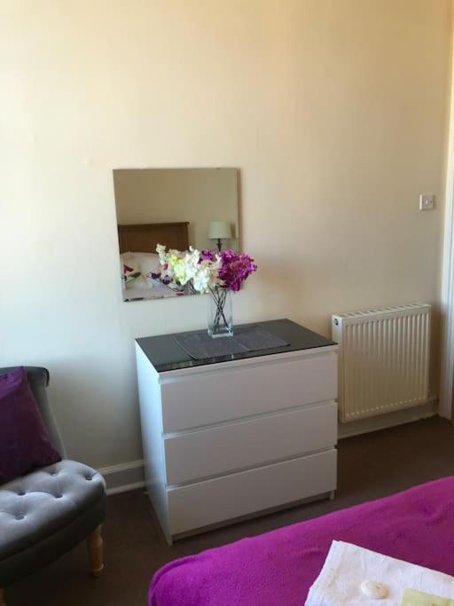 Apartment 3 Bedrooms For Upto 6