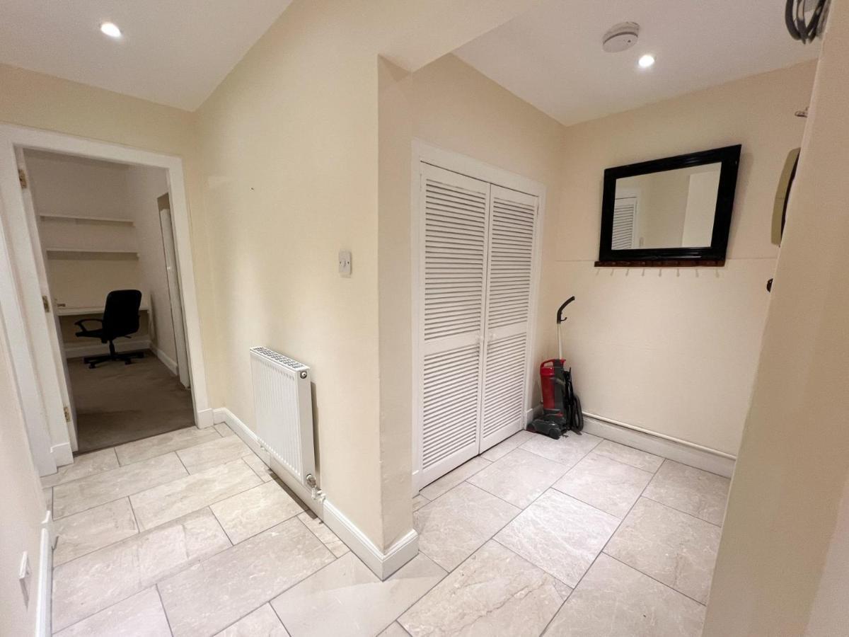Apartment Convenient 2br Basement Flat In Leith EDI
