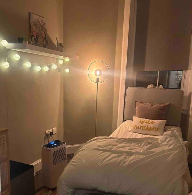 Apartment Large 2 Bedroom, Ground Floor Flat, Close To