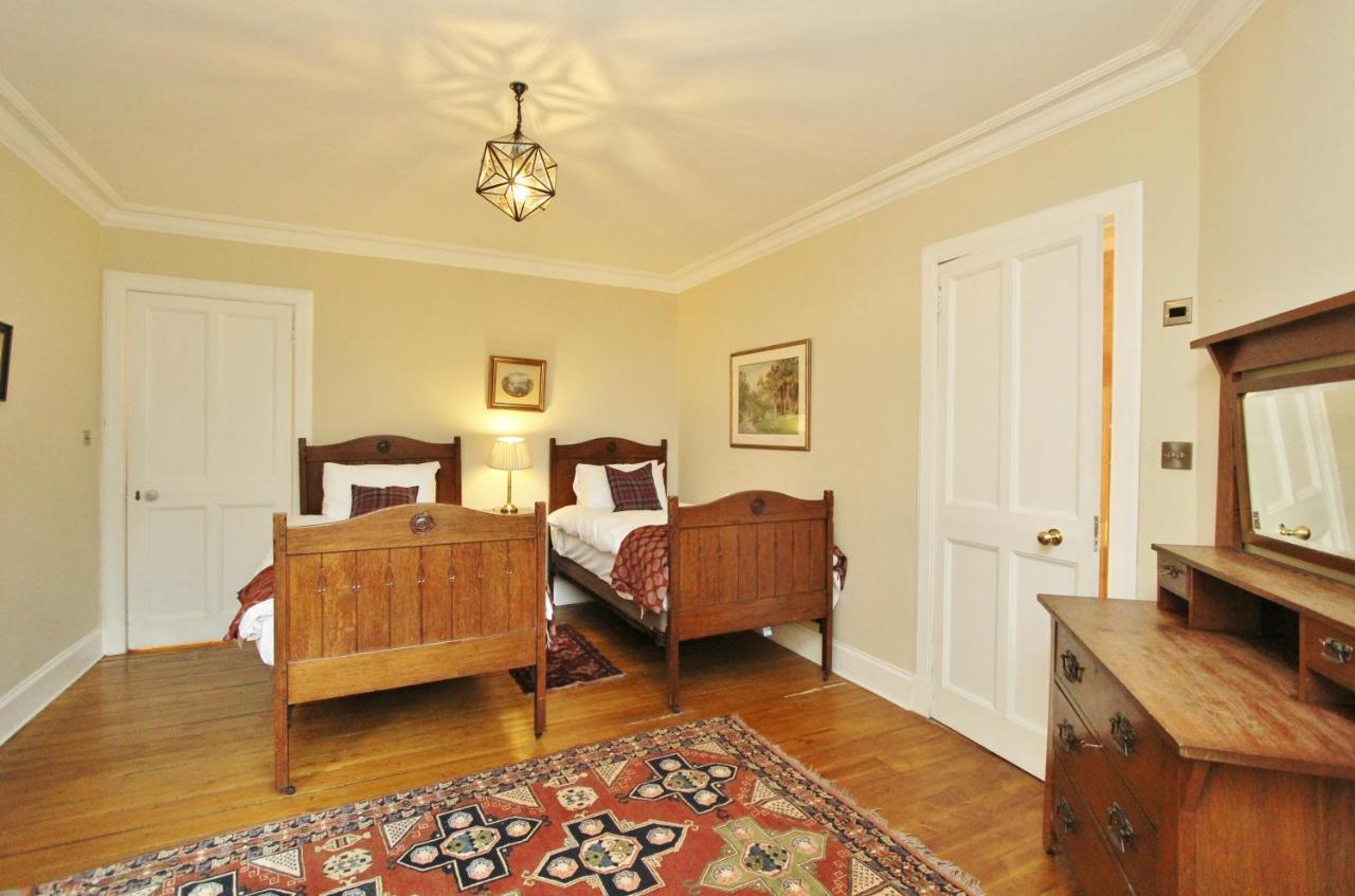 Elegant 3-bedroom Ramsay Garden In Centre Appartement *