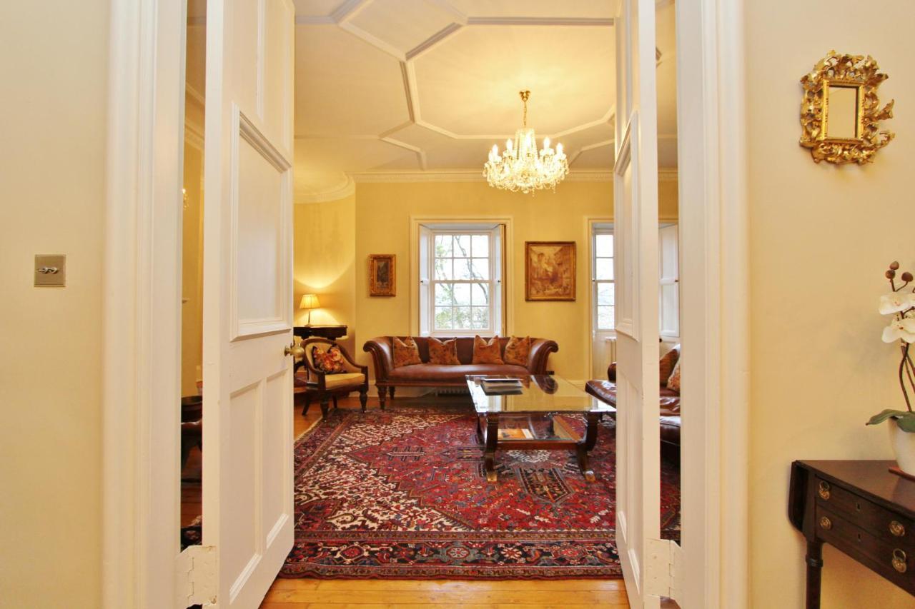 Elegant 3-bedroom Ramsay Garden In Centre Appartement Édimbourg