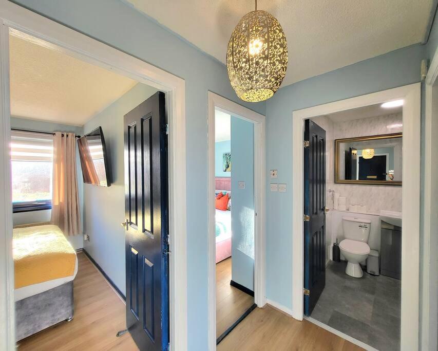 Apartment Harrismith Place By Sensational Short Lets & Serviced With Free Parking & Wi-fi EDI
