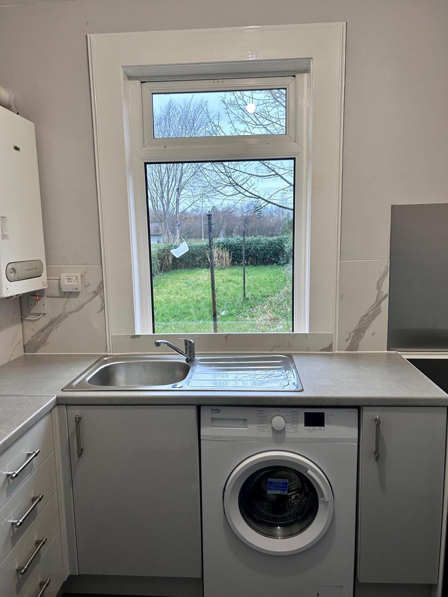 Apartment Urban Oasis:perfect In City EDI