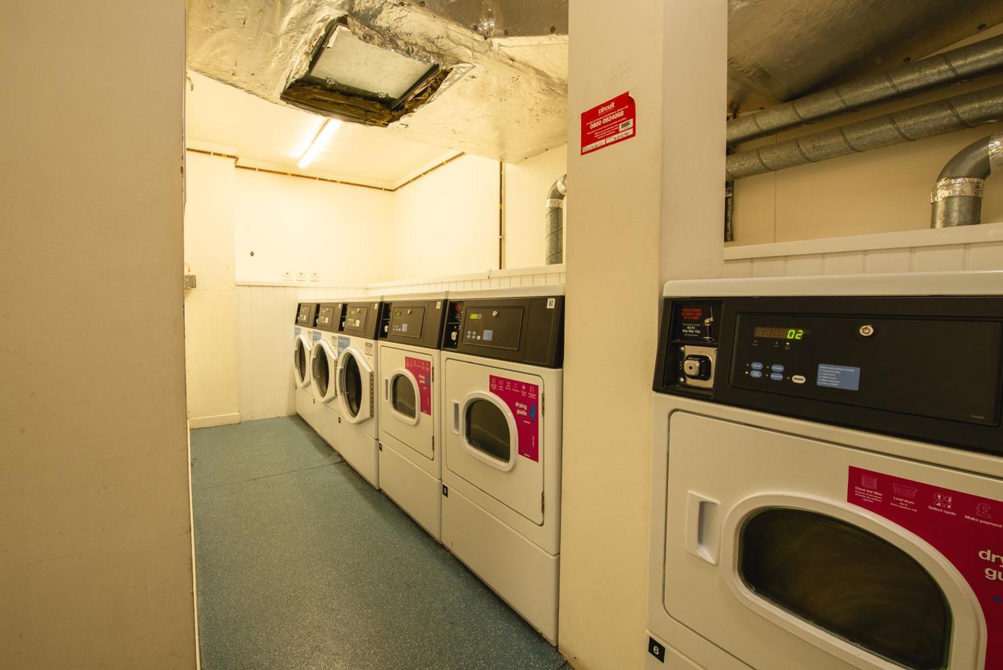 Hostel A&o City *