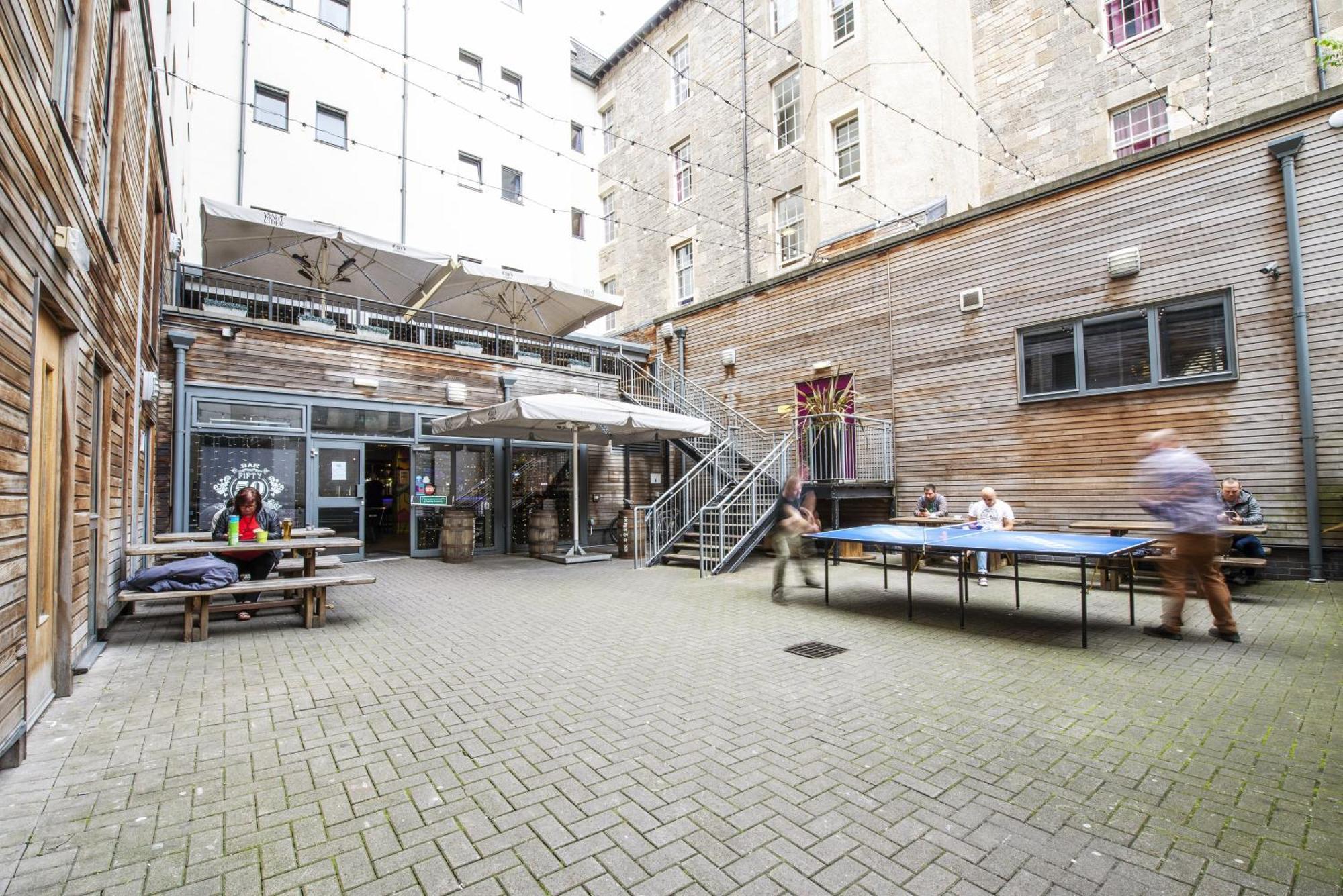 Hostel A&o City *