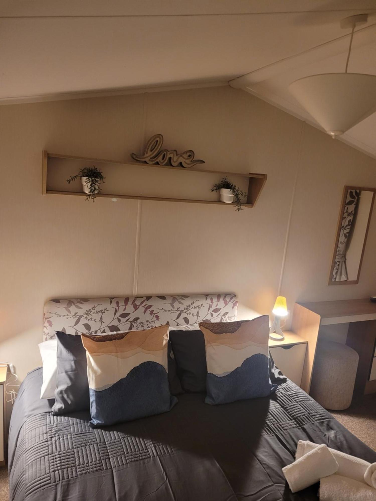 Ferienhaus Cozy Caravan Near *