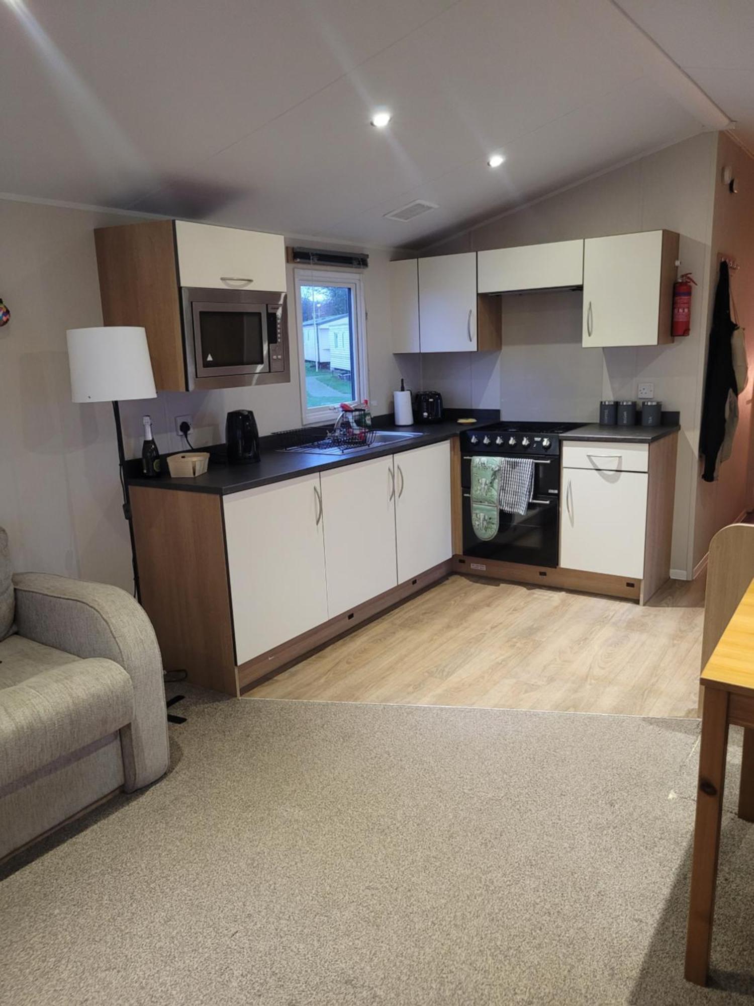 Cozy Caravan Near