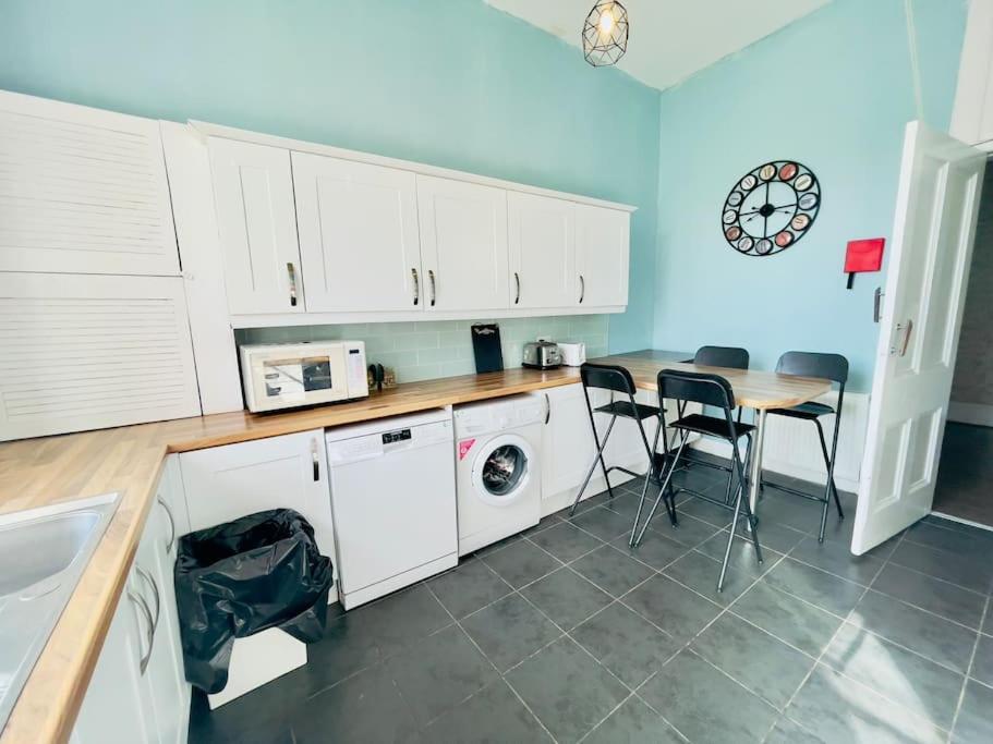 Apartment Lauriston Park *