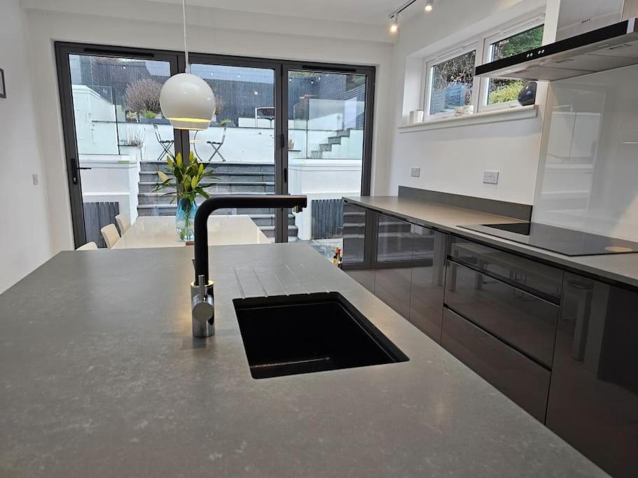 Ferienhaus Kaimes Kip: Stylish Five Bedroom *