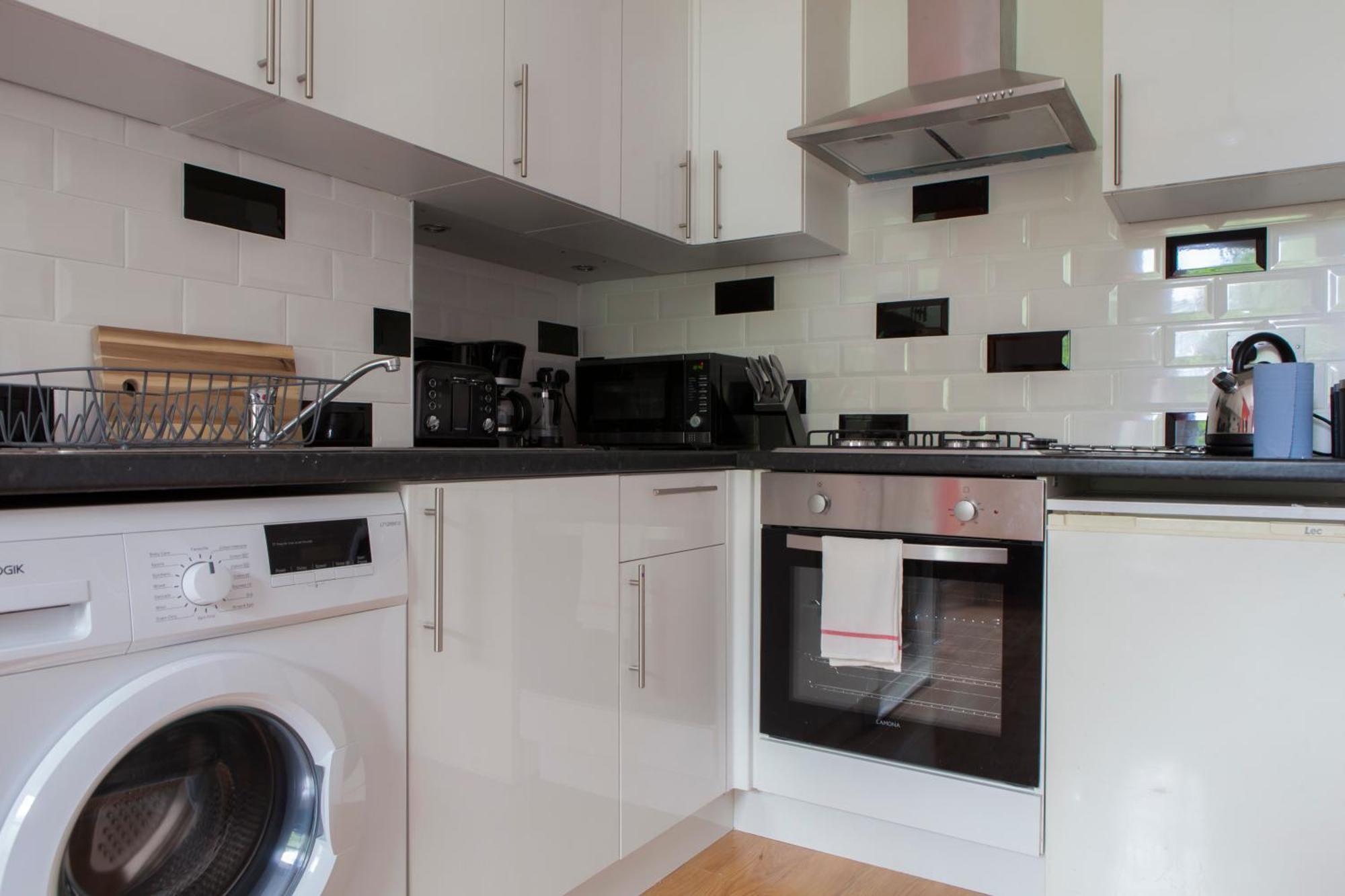 My Meadows, City Centre Apartment, Sunny&spacious