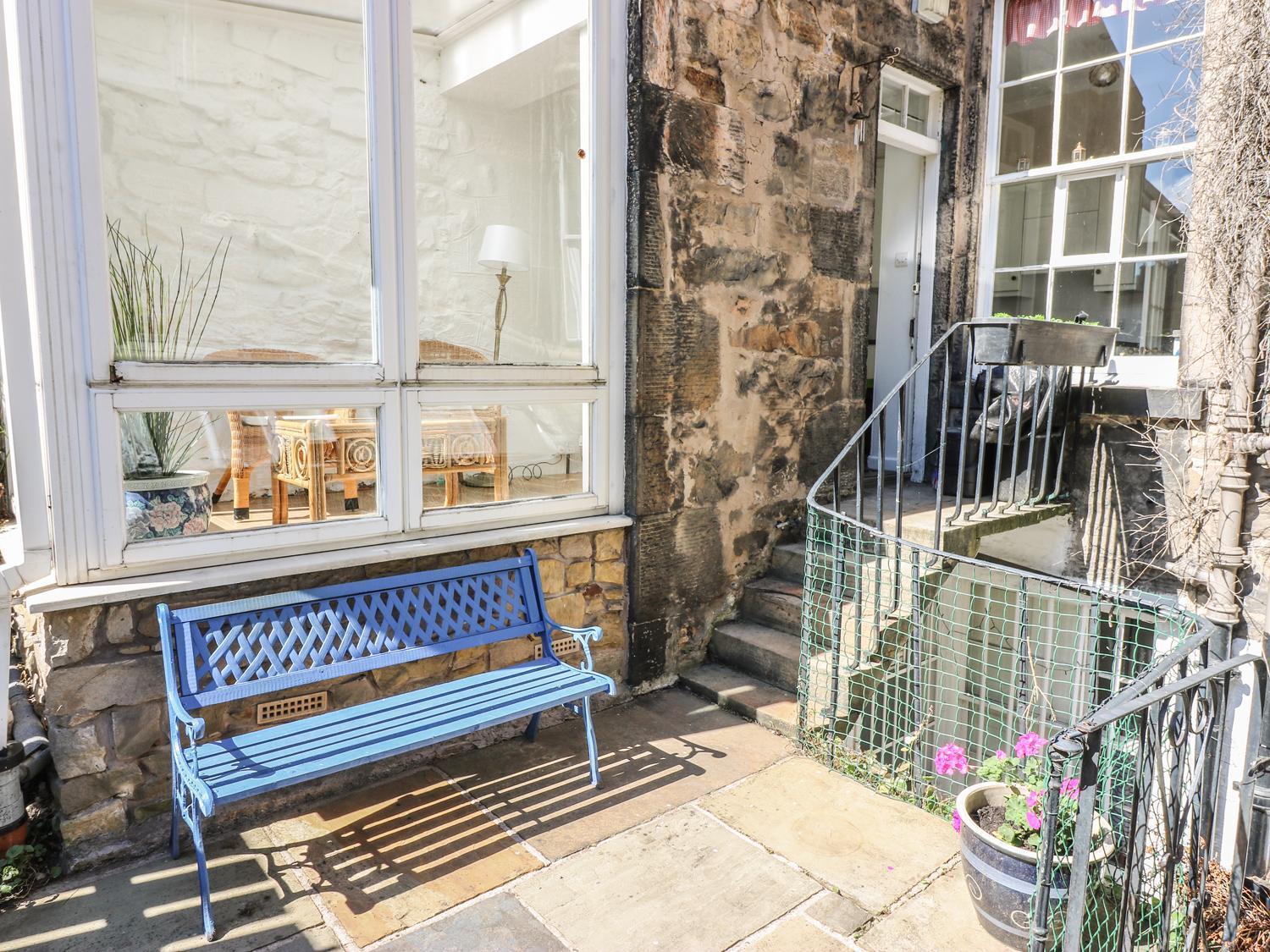 3 Lynedoch Place
