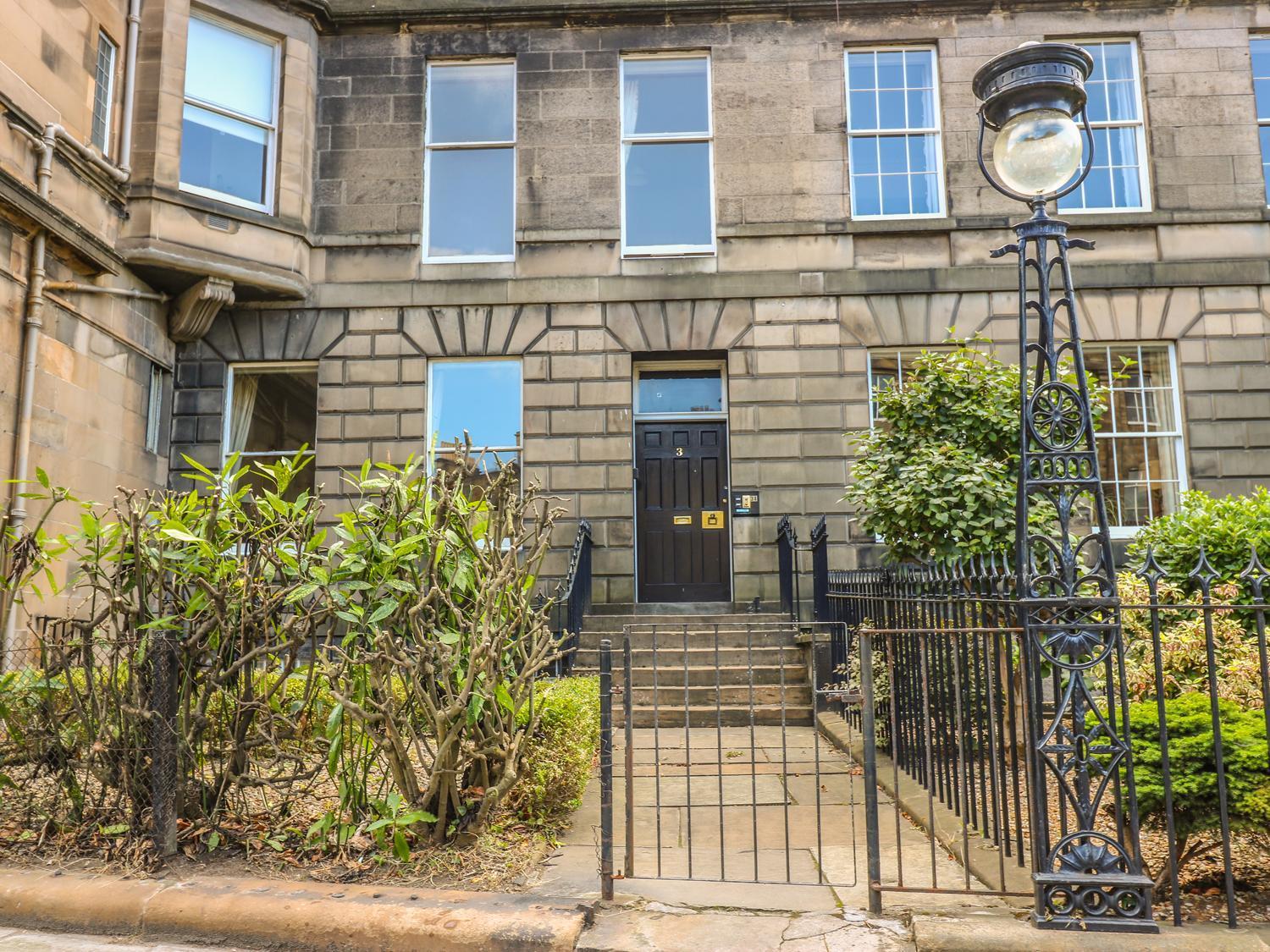 Apartment 3 Lynedoch Place