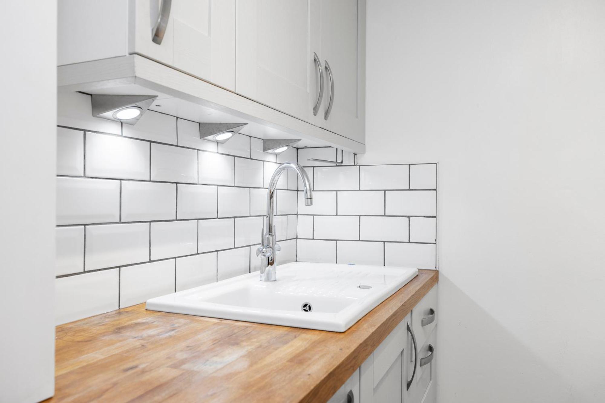 Joivy Modern Flat In City Centre - For Up To 3 Guests Apartment *