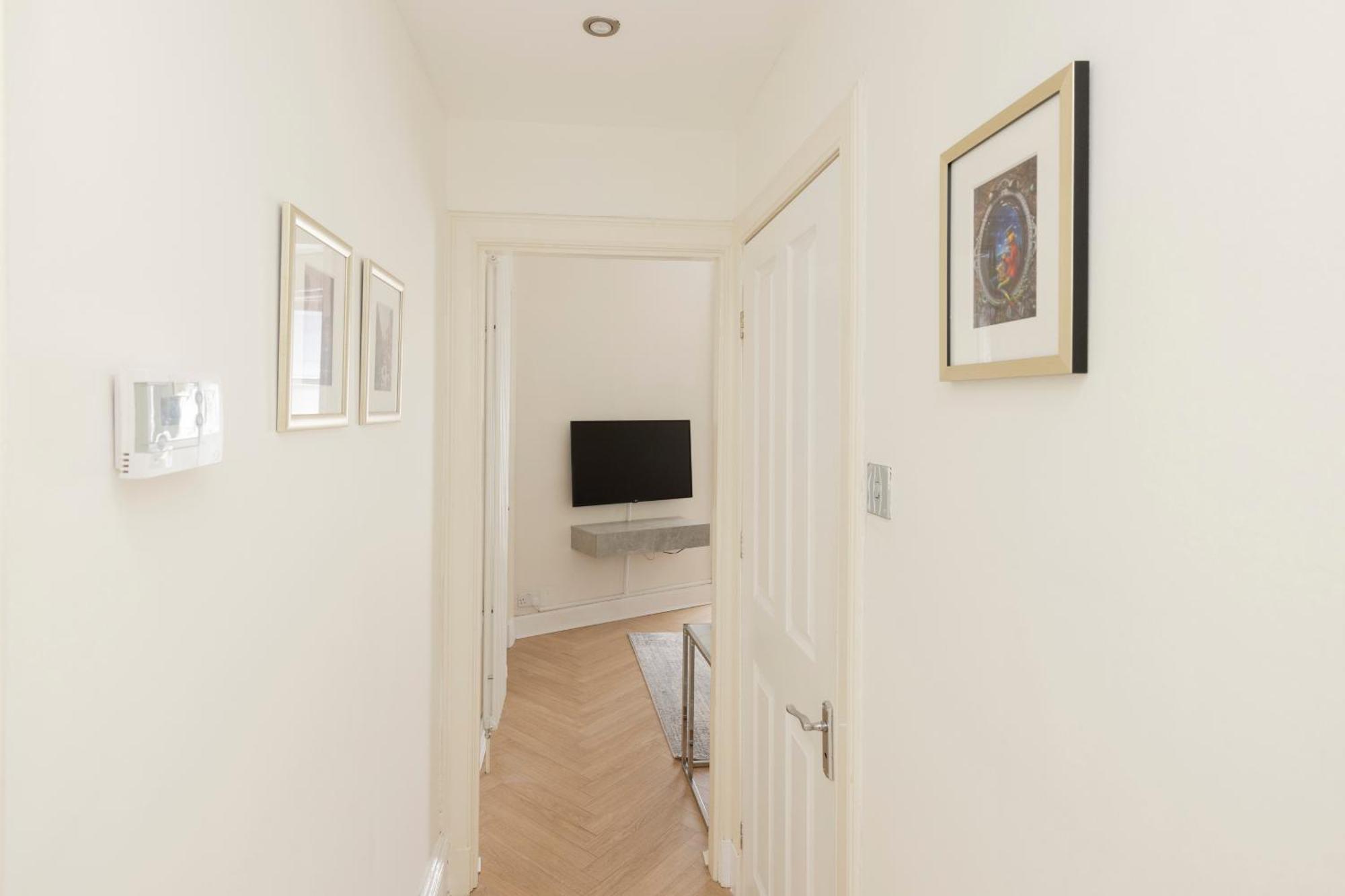 Apartment Joivy Modern Flat In City Centre - For Up To 3 Guests