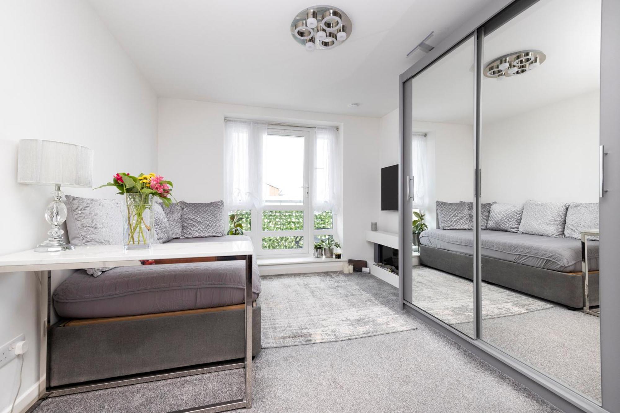 Joivy Elegant Flat With Balcony Appartement