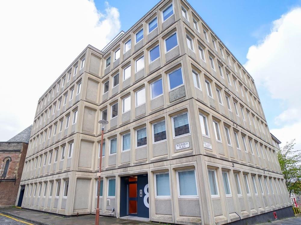 Cosy Private Bedroom With Shared Bathroom Minutes Away From Royal Mile In Apartment