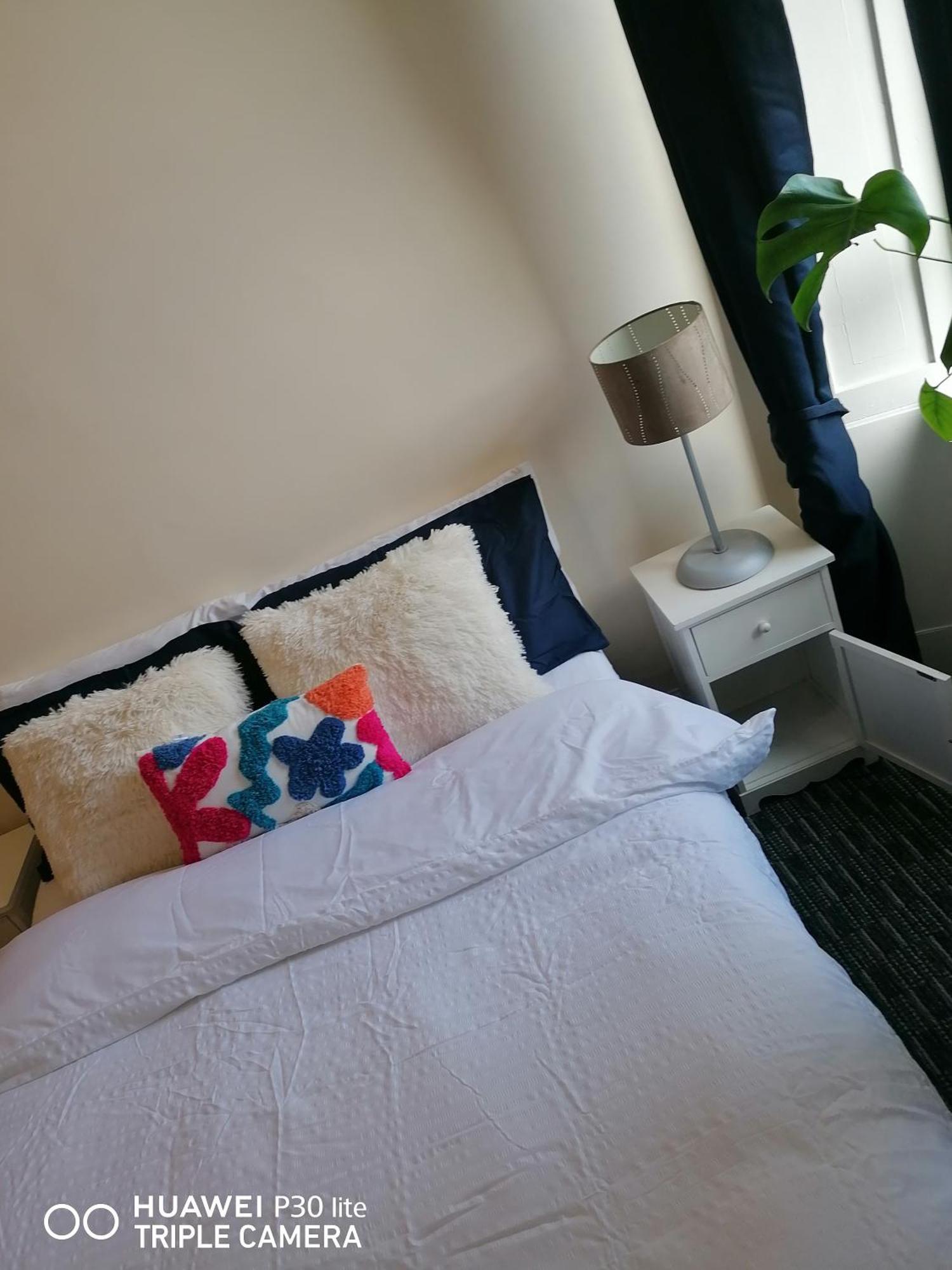 Center Haymarket Double Homestay