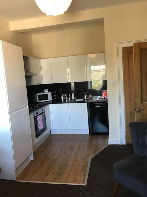 3 Bedrooms For Upto 6 *