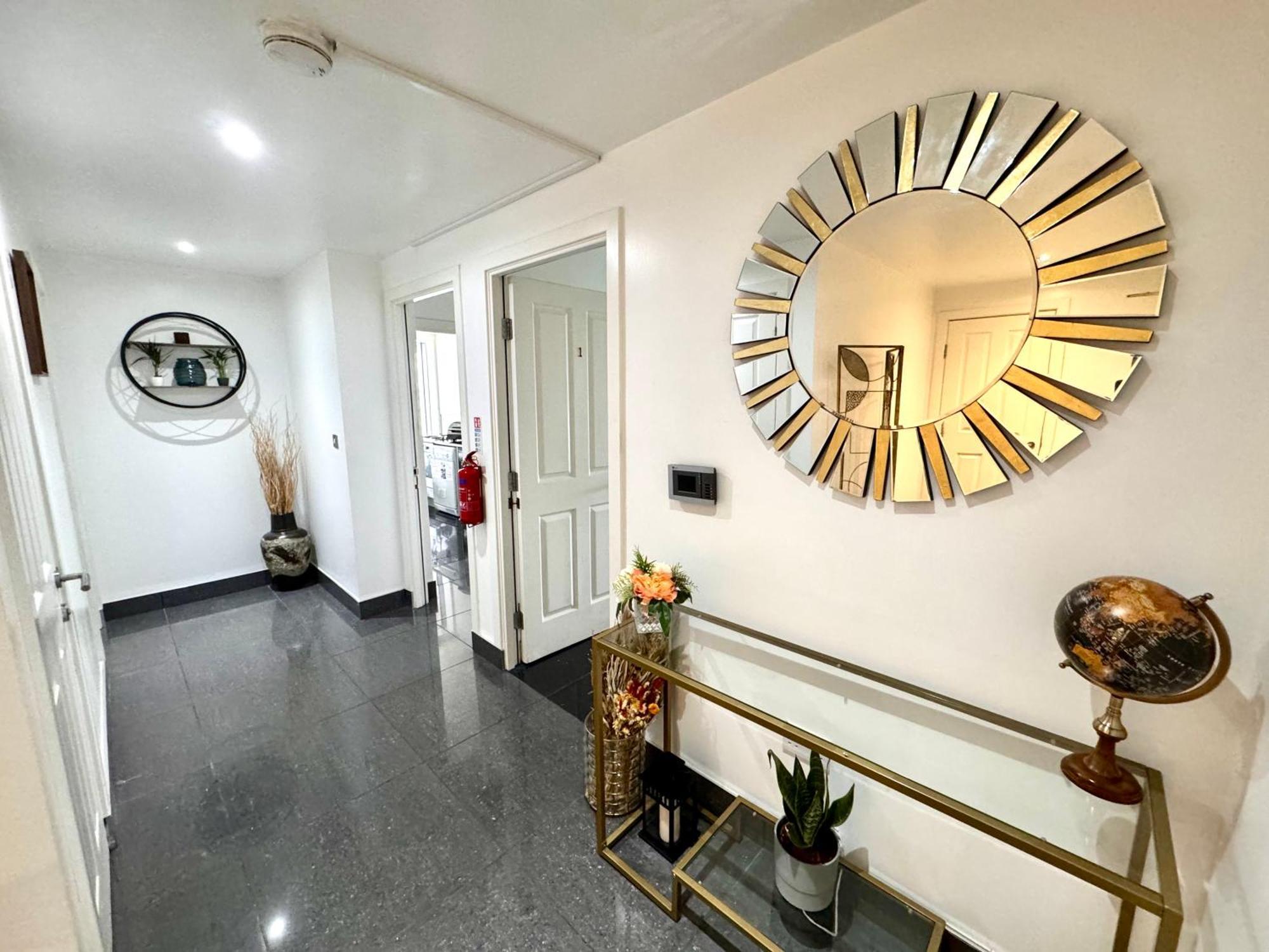 Ocean - 2 Bedroom Apartment Edinburgh