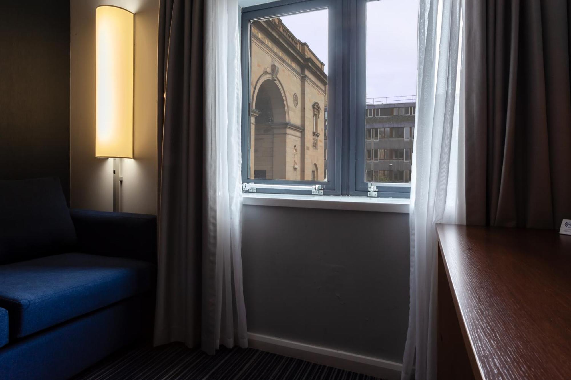 Express - Royal Mile By Ihg Hotel 3*