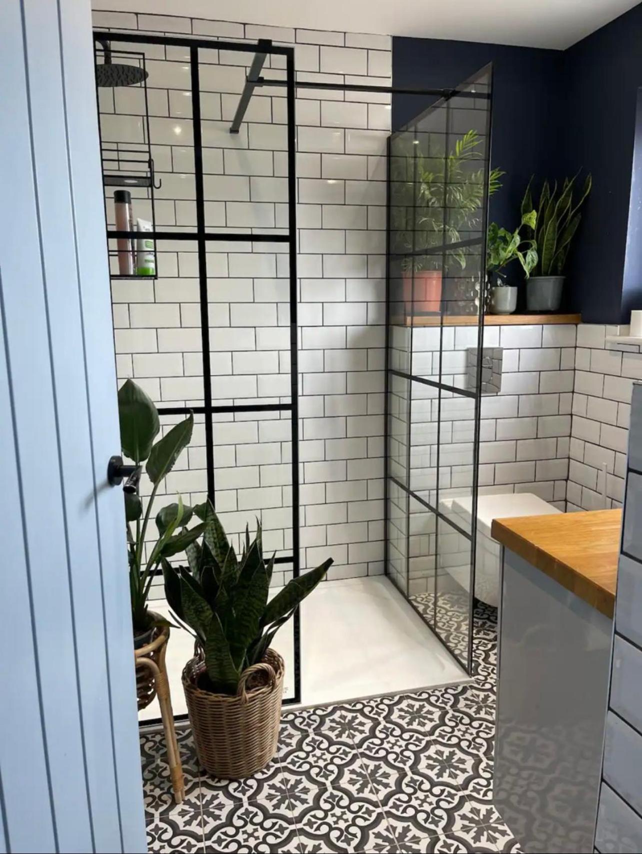 Accommodatie bij particulieren Private With Separate Shower And Free Parking *