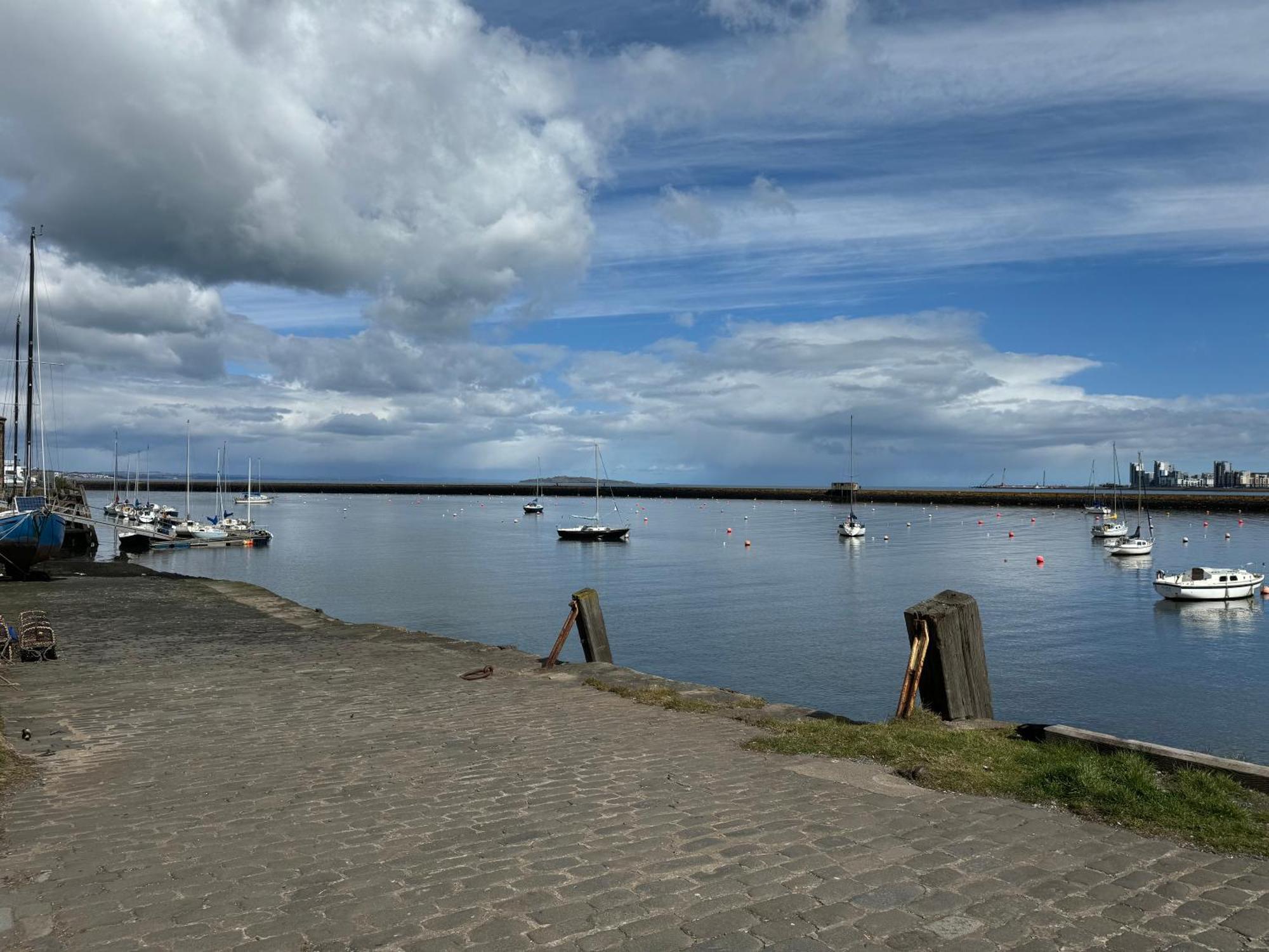 Km Granton * Edinburgh
