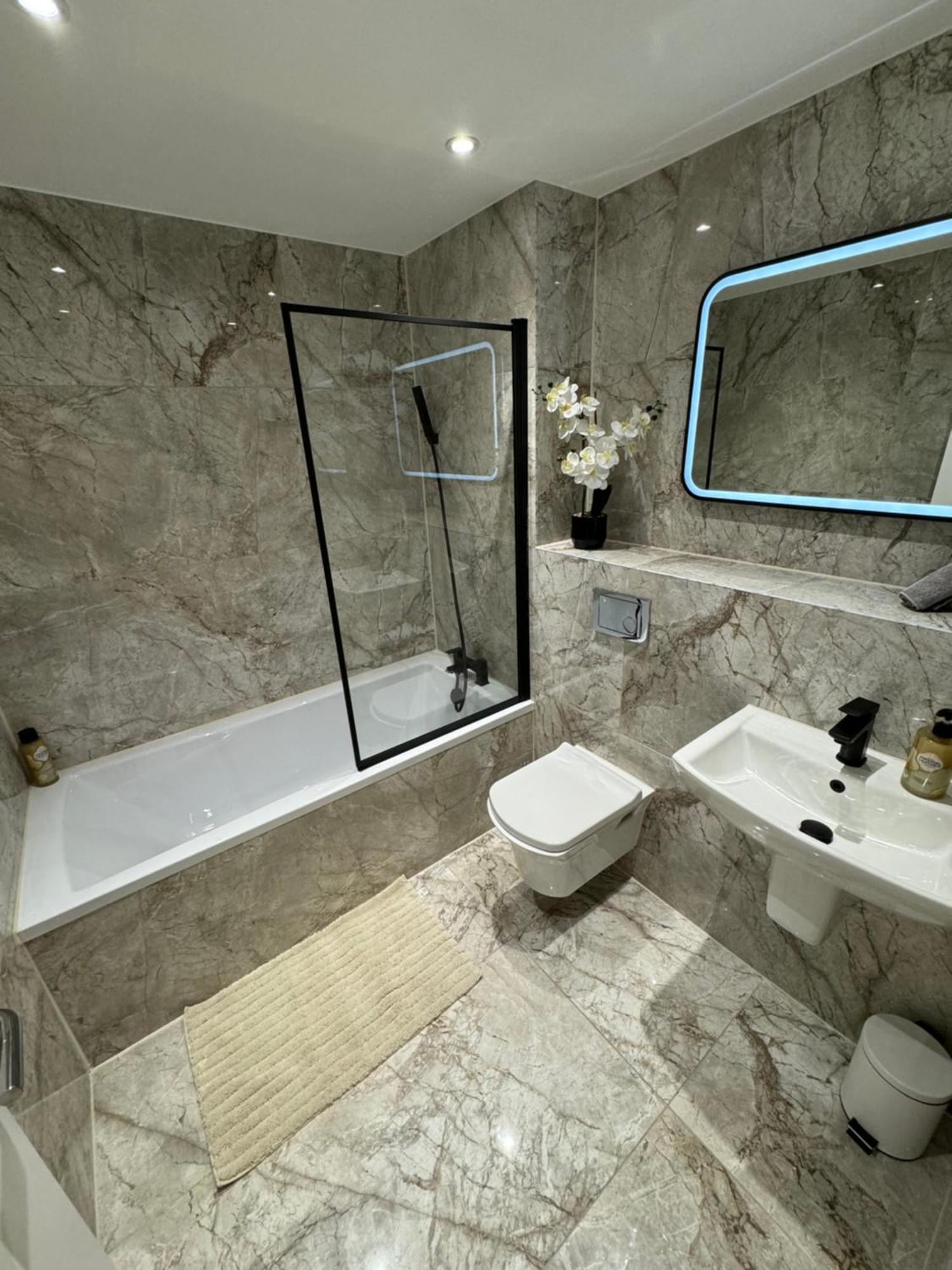 Km Granton Apartment