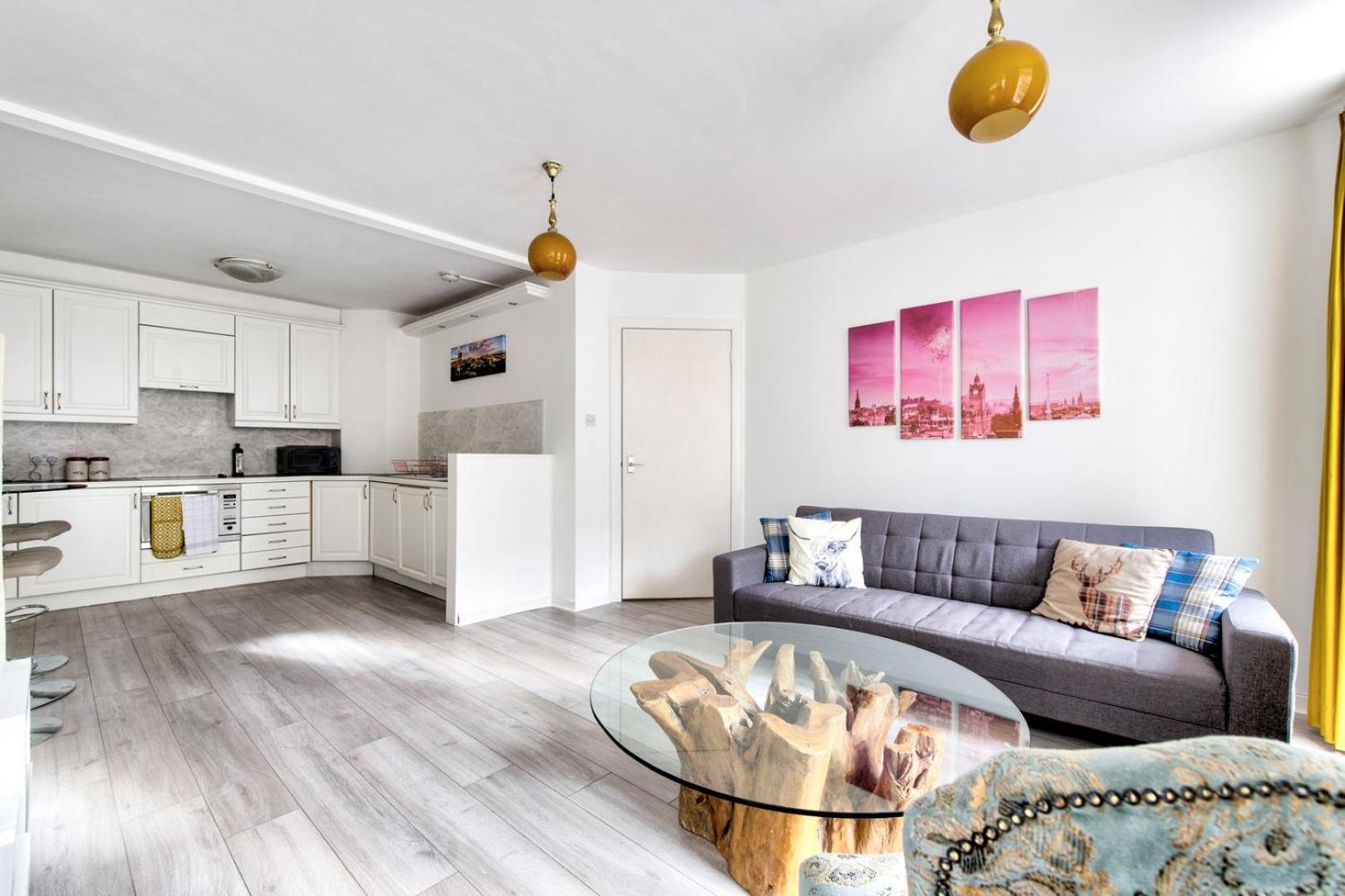 Guestready - Bright & Airy 1br Flat In Center Apartment Edinburgh