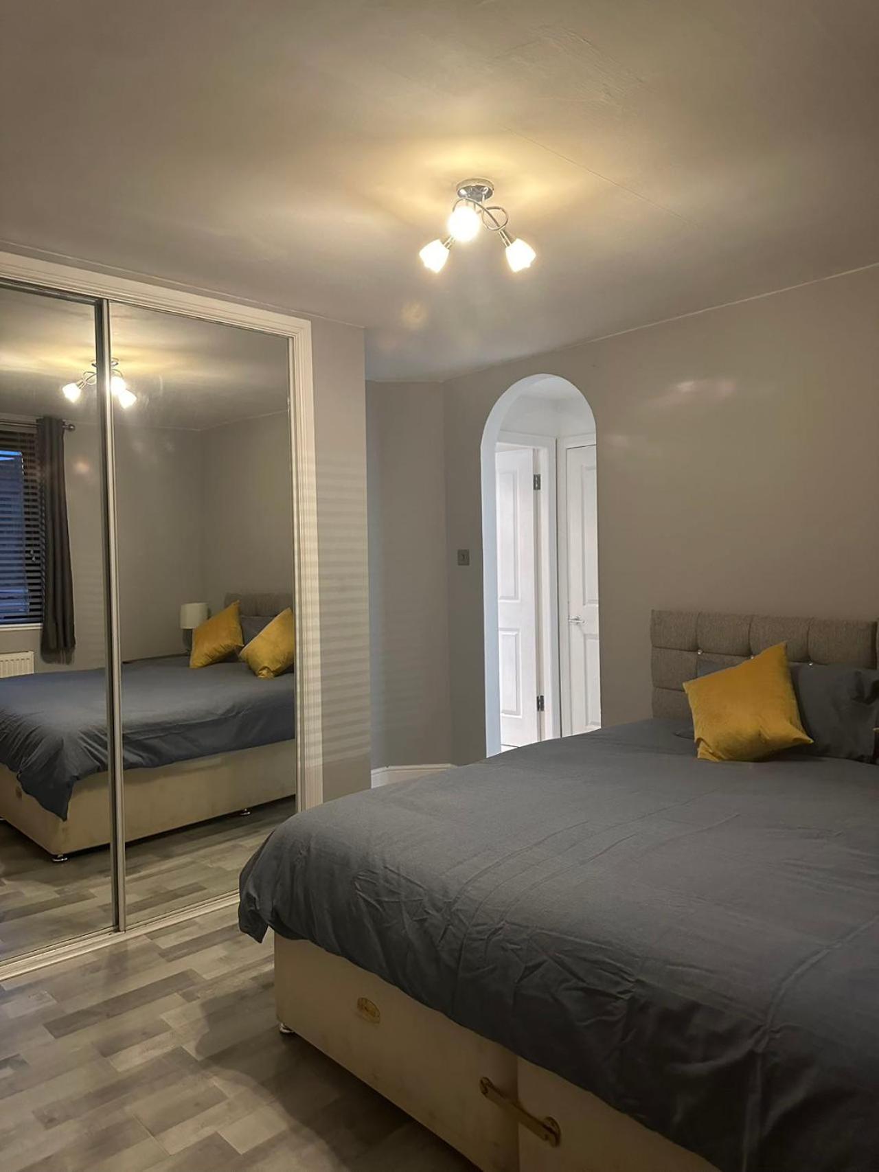 Apartment Lauriston 4 Bedroom 7 Beds Duplex *