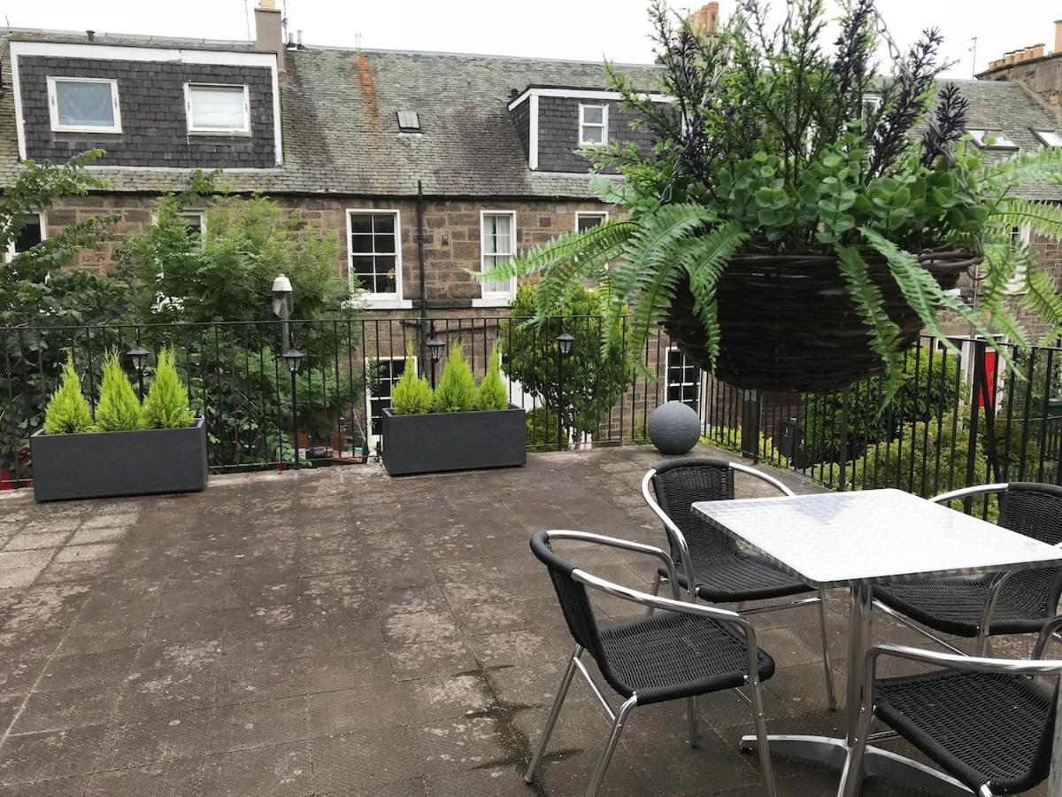 Stylish With Private Roof Terrace Apartment *