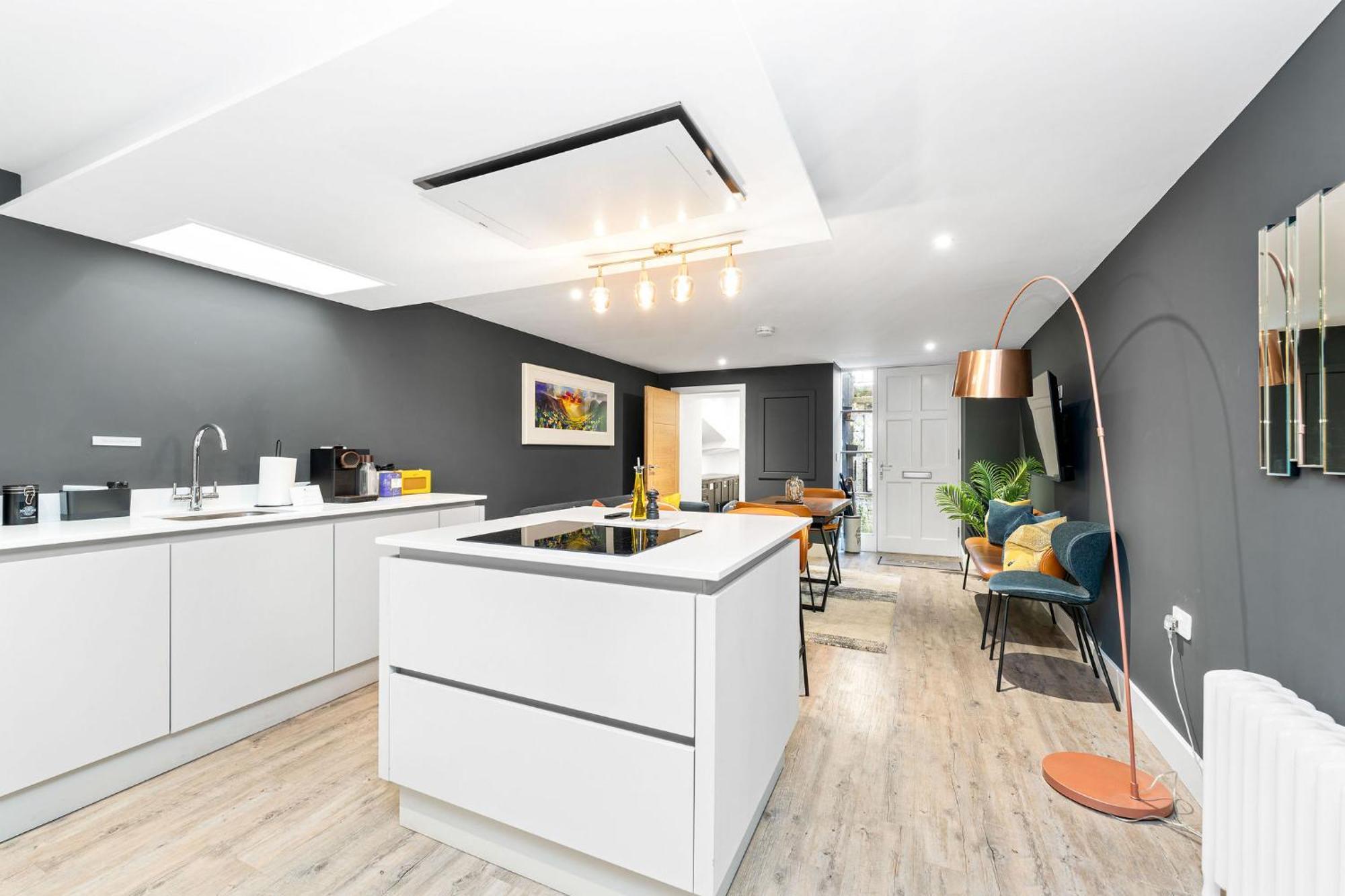 Righ - Luxury West End Artisan Apartment Edinburgh