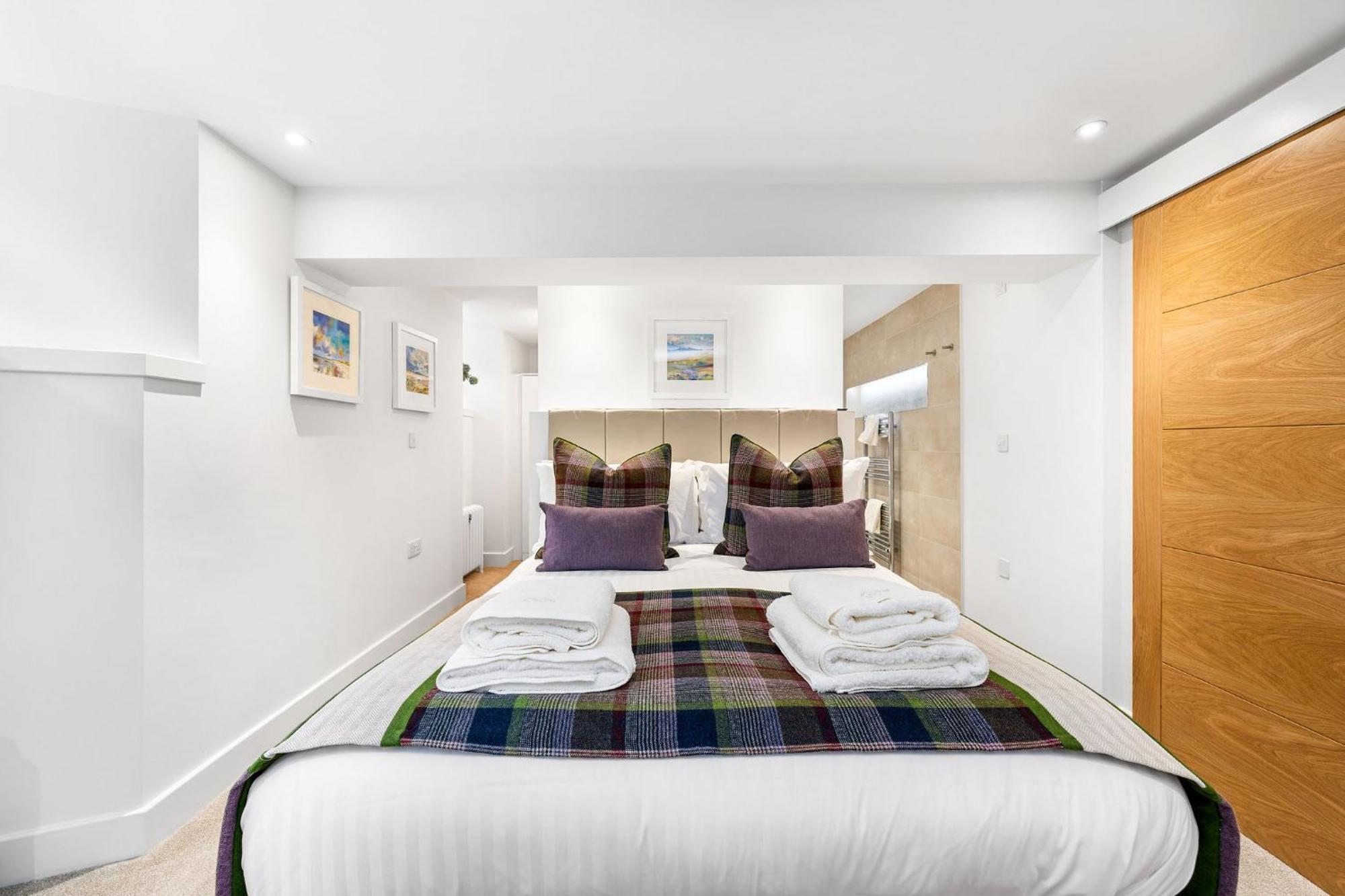 Righ - Luxury West End Artisan Edinburgh