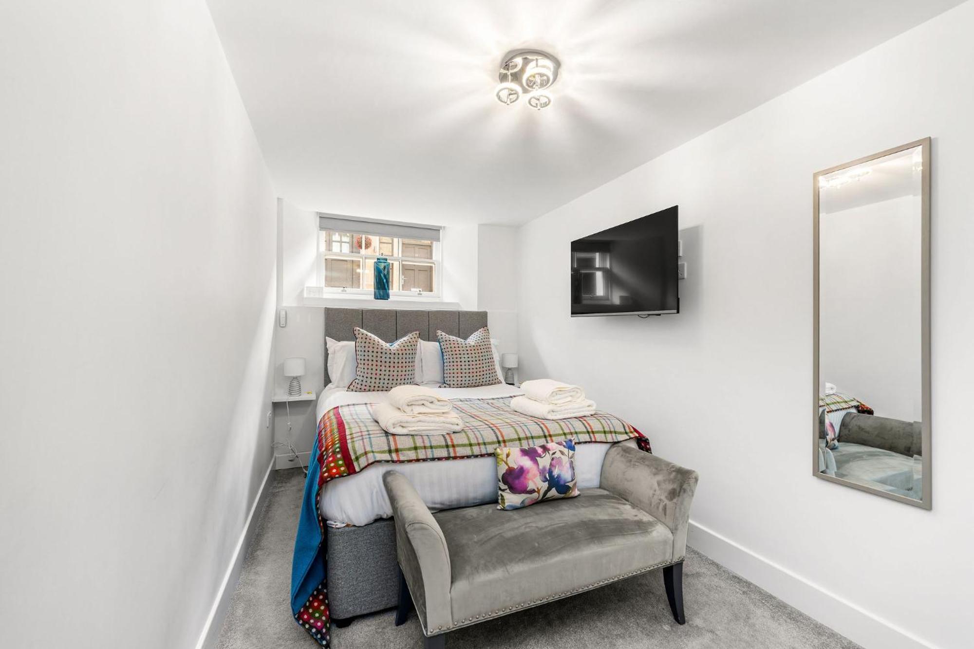 Righ - Luxury West End Artisan Apartment Edinburgh