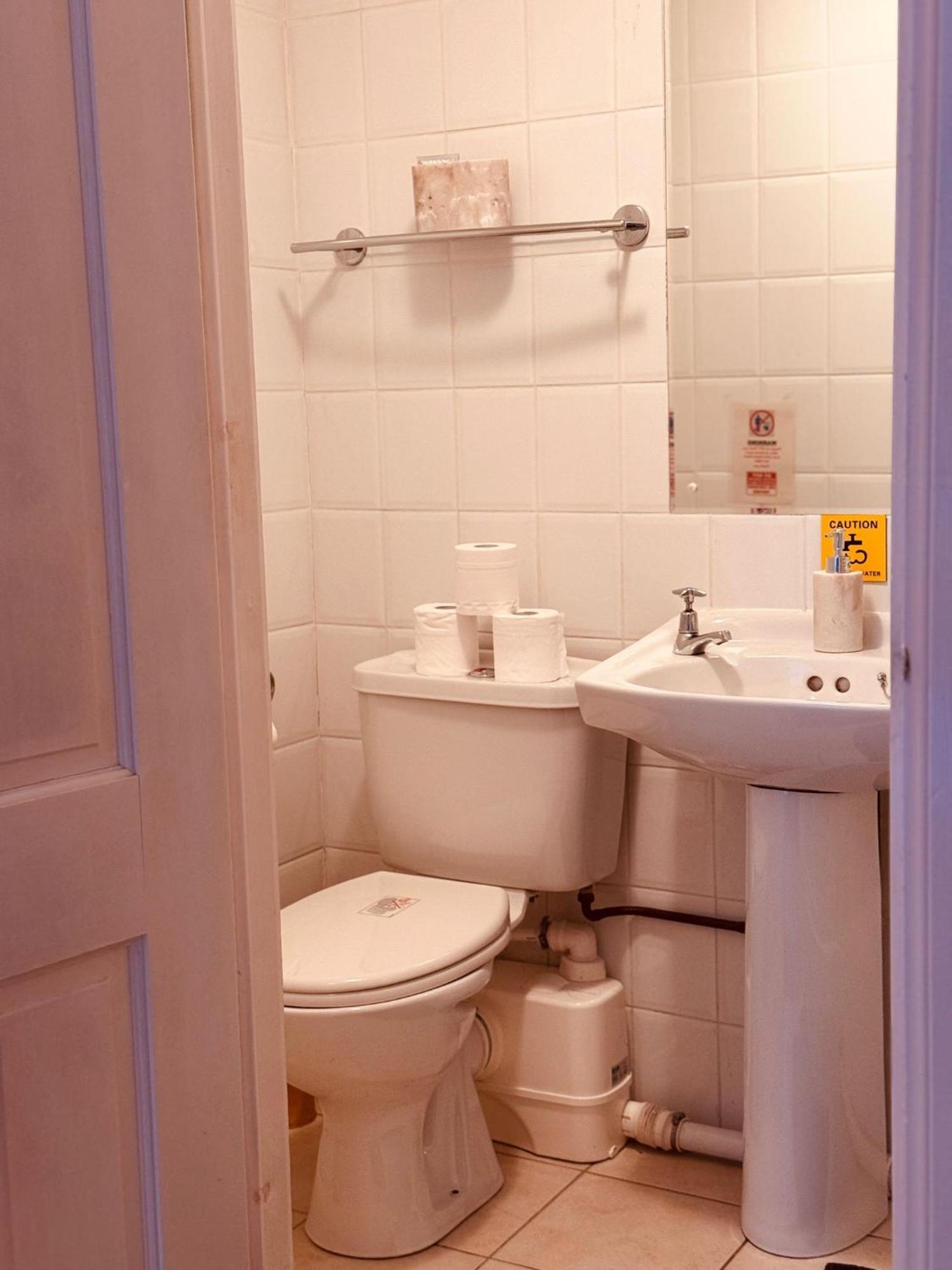 Travel Guest house *