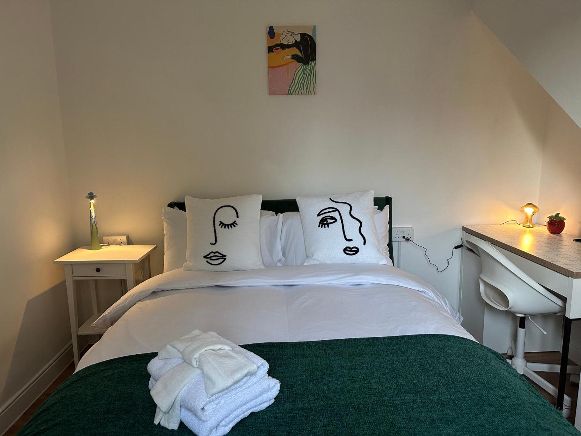 Private Main Door Two Bedrooms Apartment Apartment
